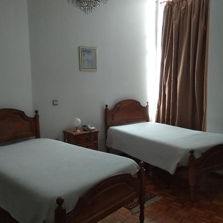 Residencial Real - Antiga Rosas Bed and Breakfast Vila Real Eksteriør billede